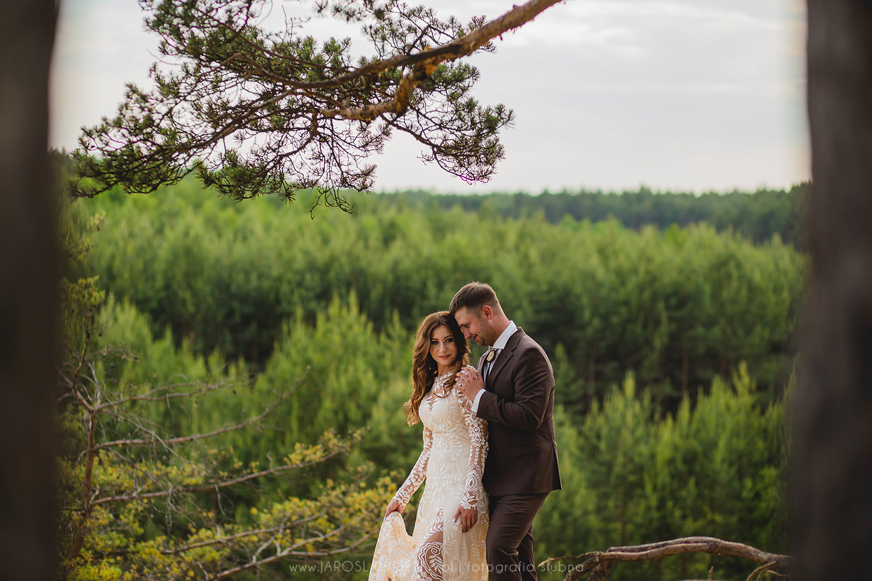Sesja ślubna w Lesie _ Jarołsaw Piętka zdjęcia slubne